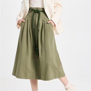 New with tags THE GREAT. The Field skirt in army size 2 prairie chic
